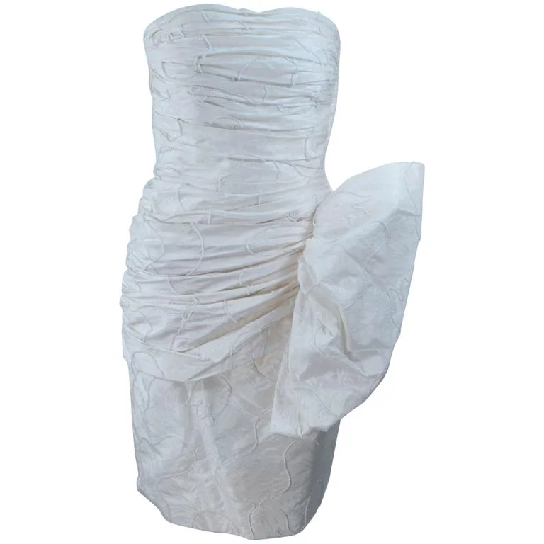 While Supplies Last VICKY TIEL White Beaded Pearl Accent Cocktail Dress Size 4