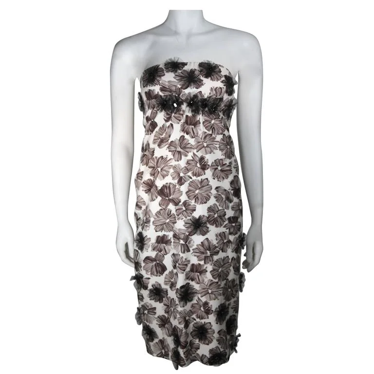 Amazing Deals GIAMBATTISTA VALLI White Strapless Floral Rhinestone Dress Size 40