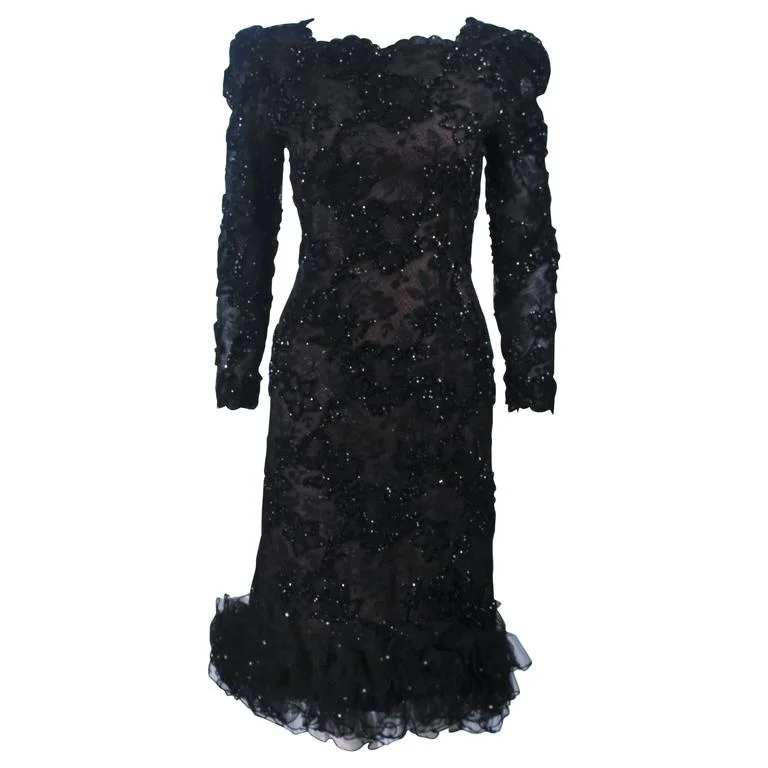 Discount Extravaganza OSCAR DE LA RENTA  Black Lace Cocktail Dress Ruffled Hem Size 6-8