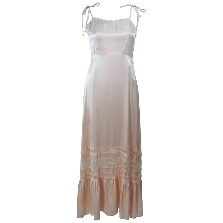 Savings Galore YOUNG EDWARDIAN Satin Dress with Lace Size 2