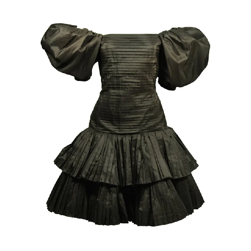 Deal Zone OSCAR DE LA RENTA Black Pleated and Puff Sleeve Cocktail Dress