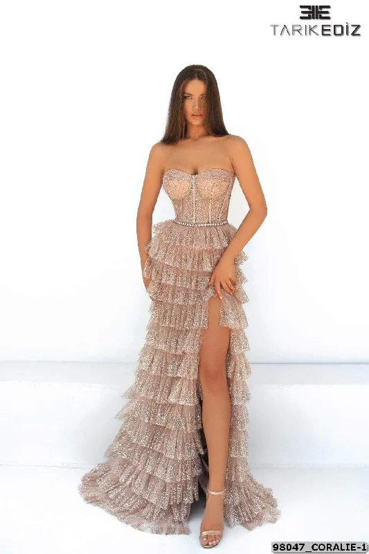 Quick Sale Tarik Ediz: 98047 - Coralie