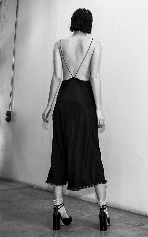 Price Drop strong will slip dress noir