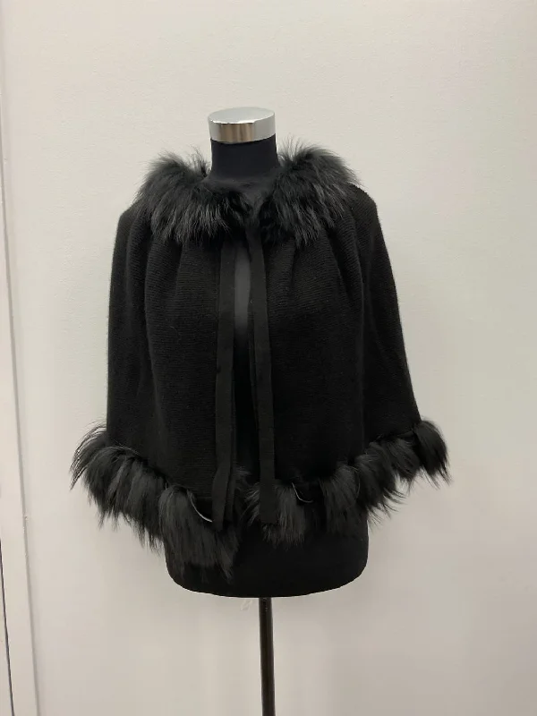 Bargain Blast Tied Finnraccoon Cashmere Capelet In Black