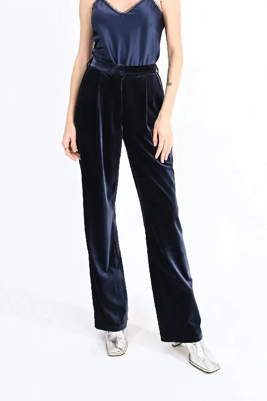Markdown Madness Fluid Velvet Pants In Navy