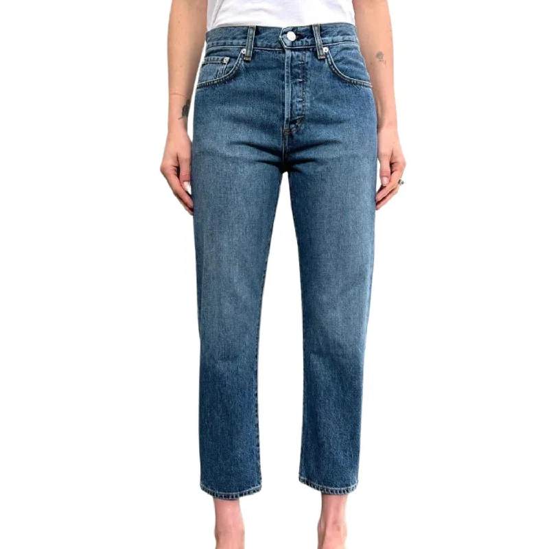 Early Access Hype Jean In Storm
